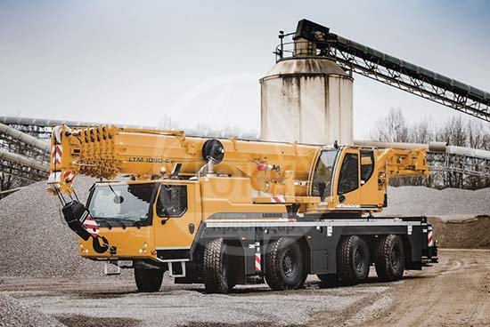 90-тонн-liebherr-ltm-1090.jpg